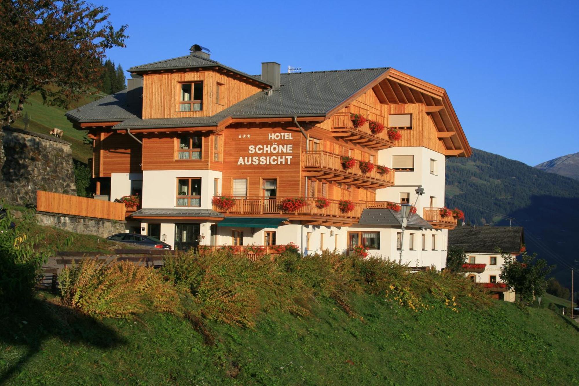 Hotel Schoene Aussicht Kartitsch Exterior photo